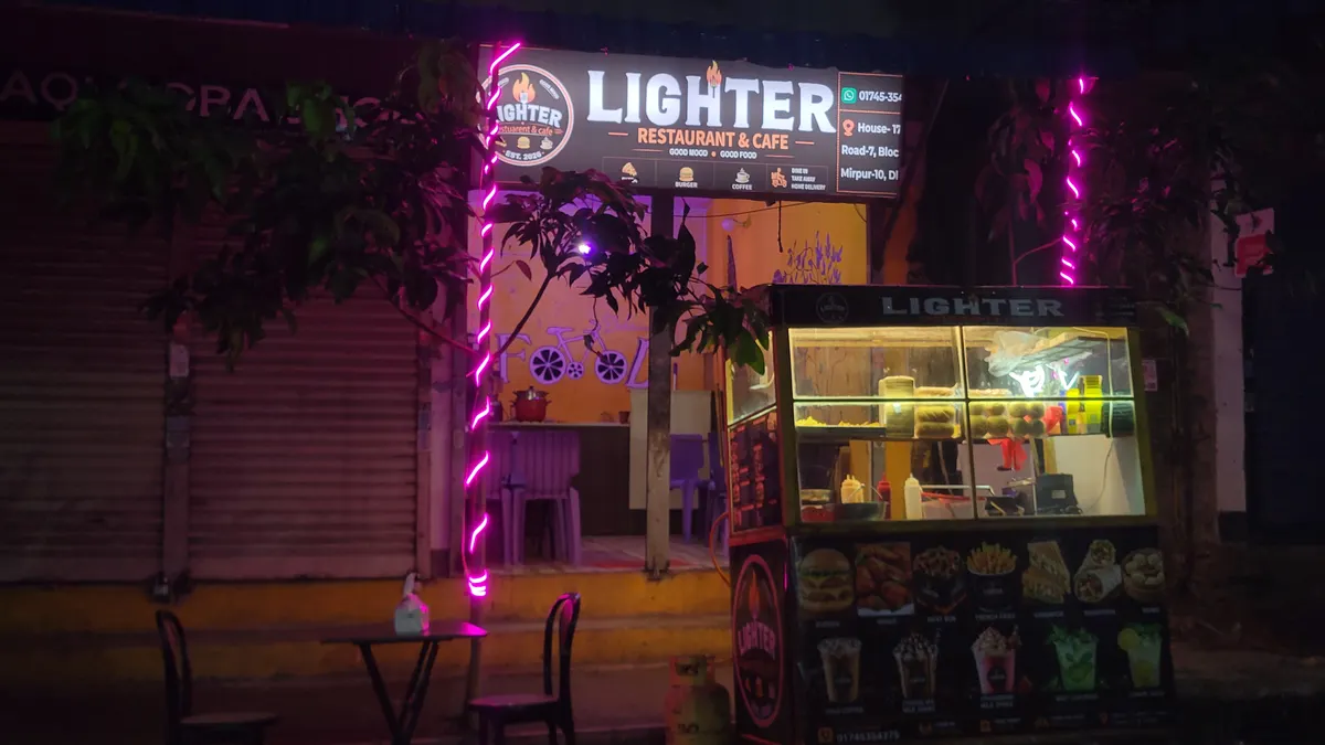 Lighter resturent and caffee
