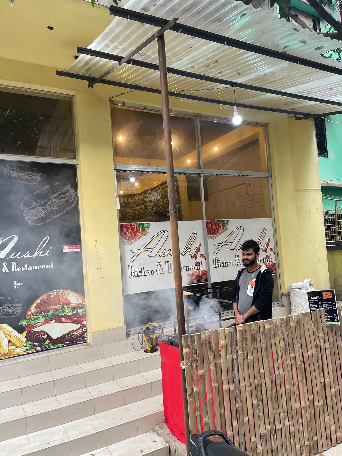 Aushi Bistro & Restaurant