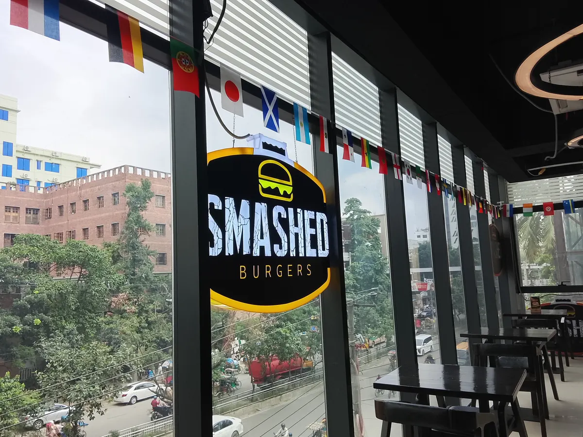 Smashed Burgers (Dhanmondi)
