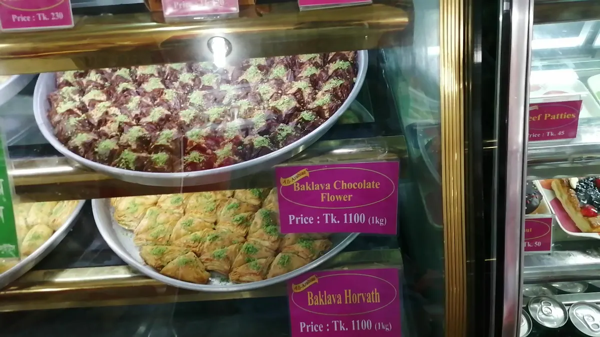 Al-Arabian Cake & Sweets - Khilgaon Branch