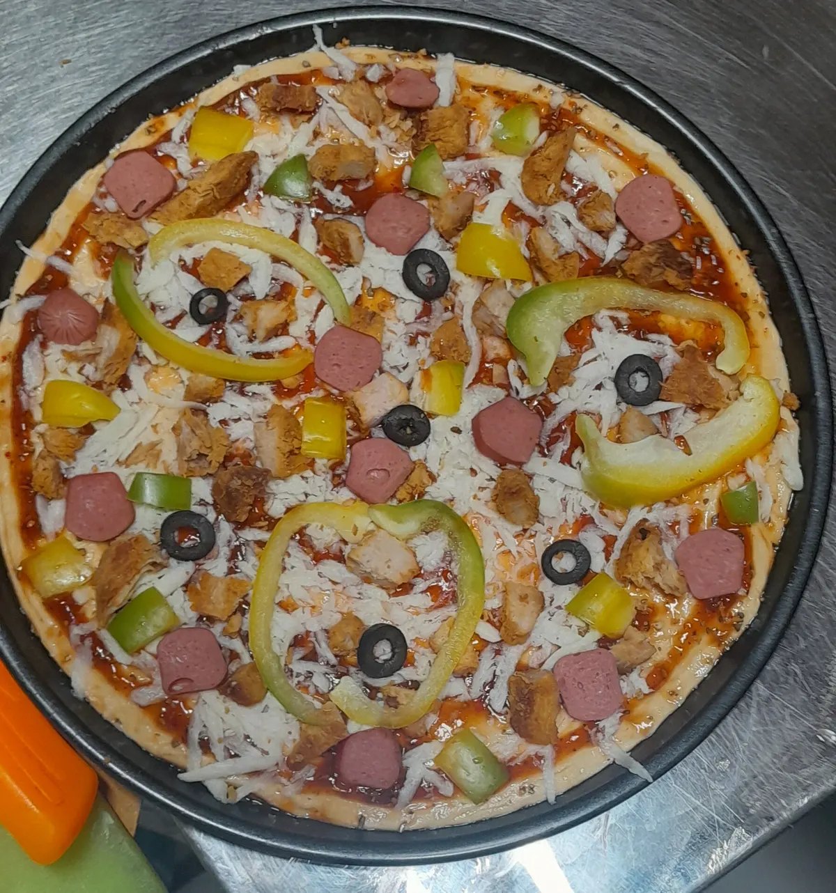 ADARSHO CAFE NOOR