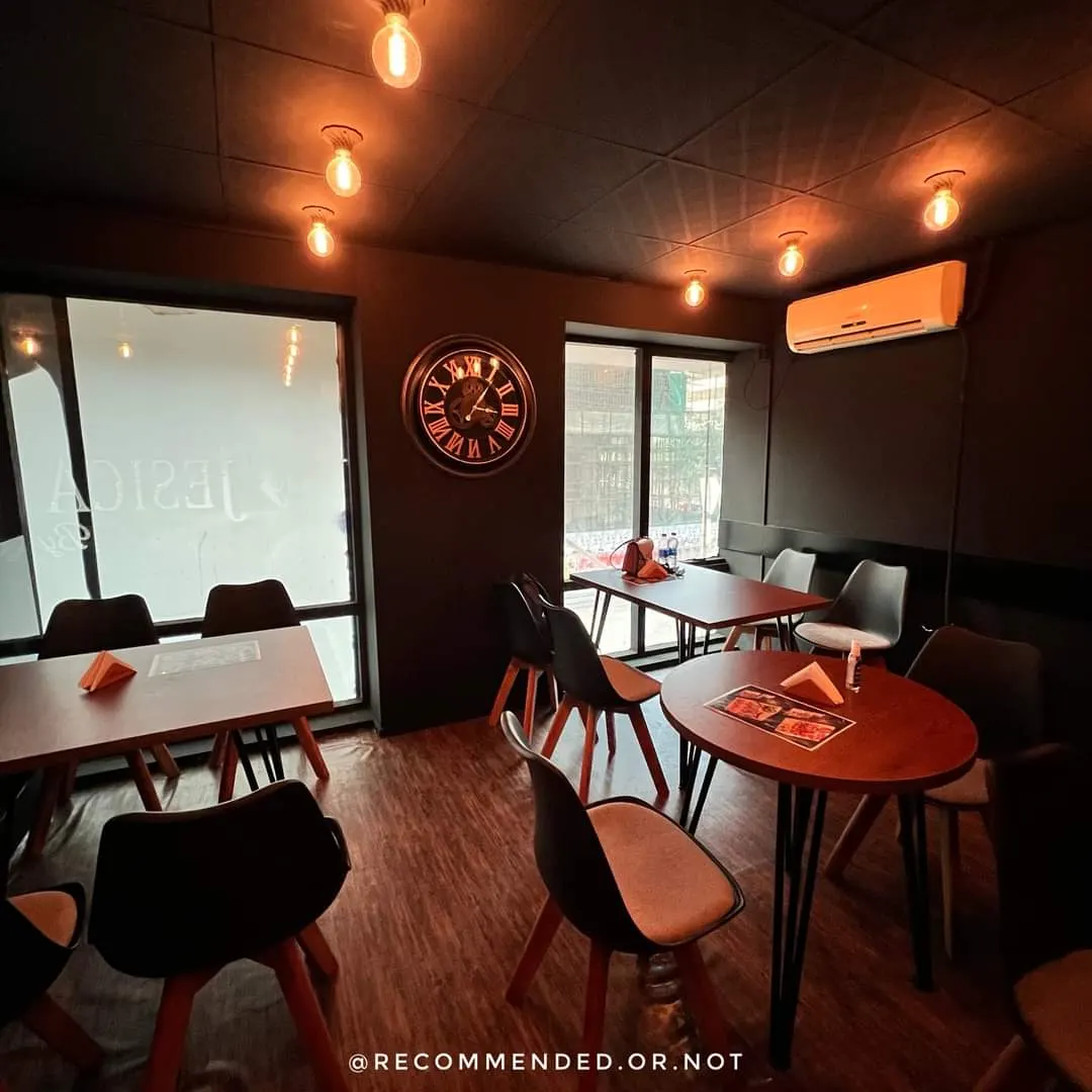 Kabooz Restaurant