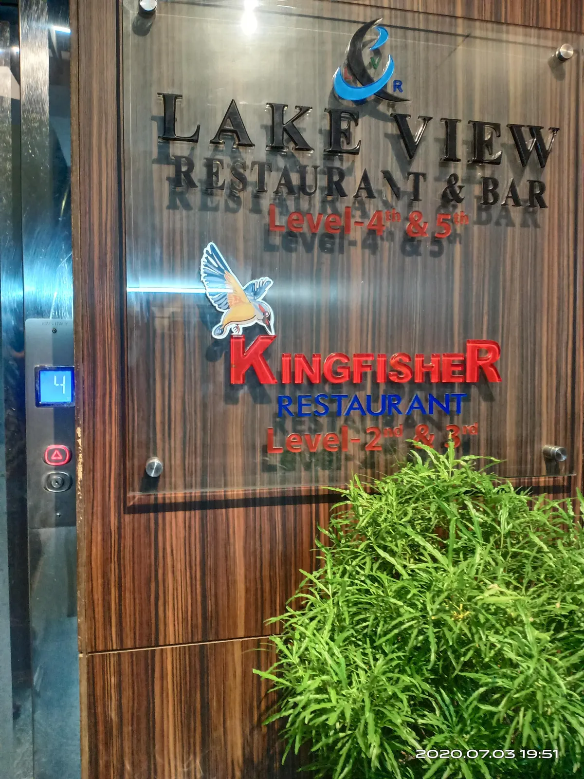 Lake View Restaurant