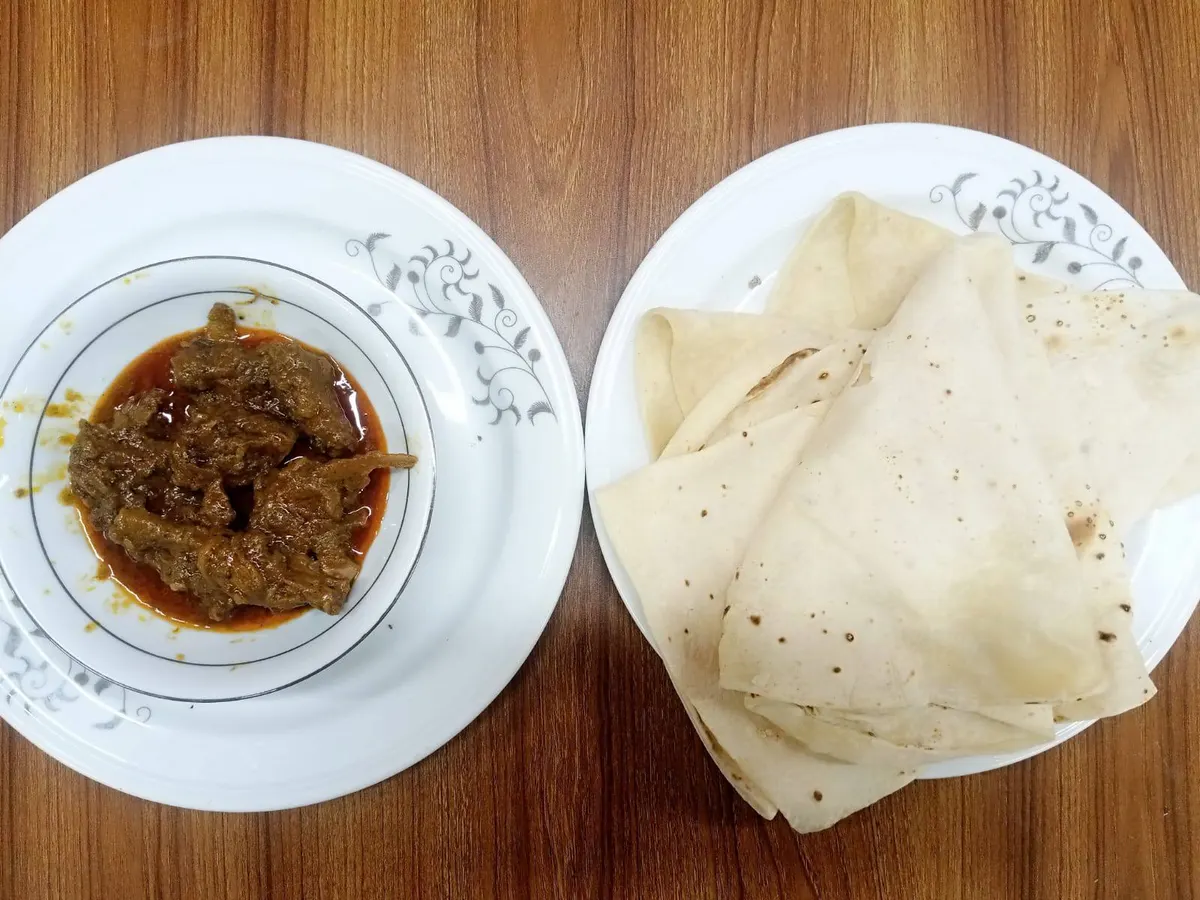 ক্যাফে নূরজাহান হোটেল এন্ড রেস্টুরেন্ট