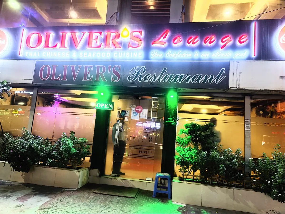 Oliver's Cafe & Restaurant